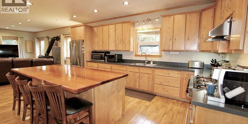 1262 WILLIAMS STREET Masset Photo 21 1262 WILLIAMS STREET Masset Photo 21